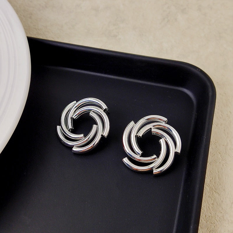 Simple Flower Round Stud Earrings
